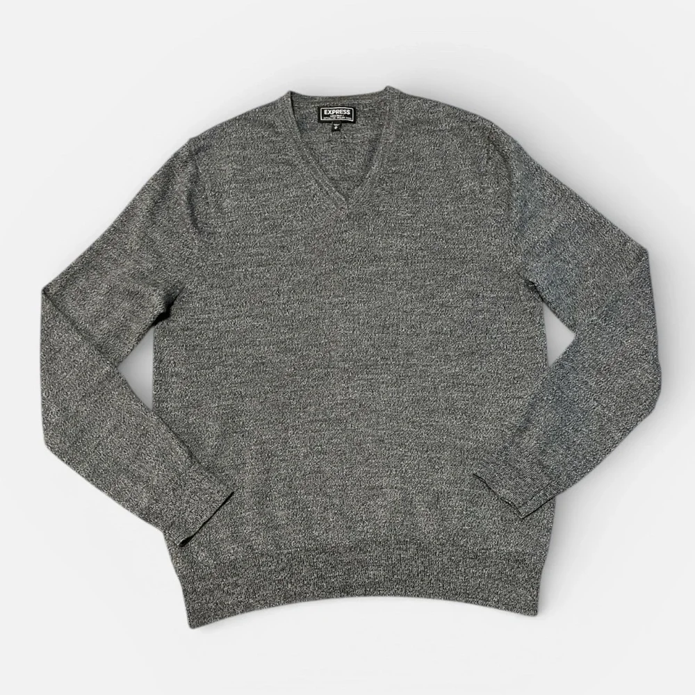 Express Merino Wool V-neck Sweater in Gray Size Medium
